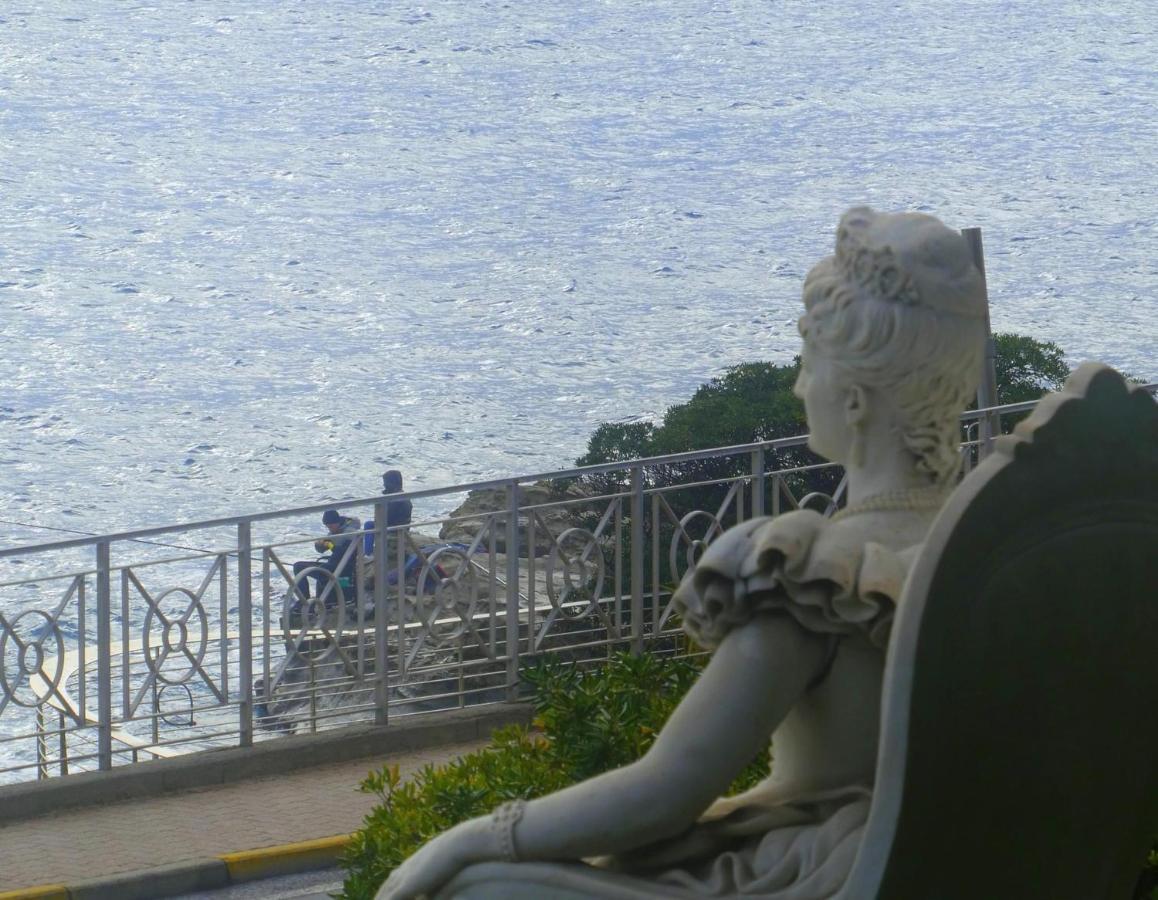 Villa Gaia - Luxury Villa, Pool & Wellness Rooms Bordighera Exterior foto