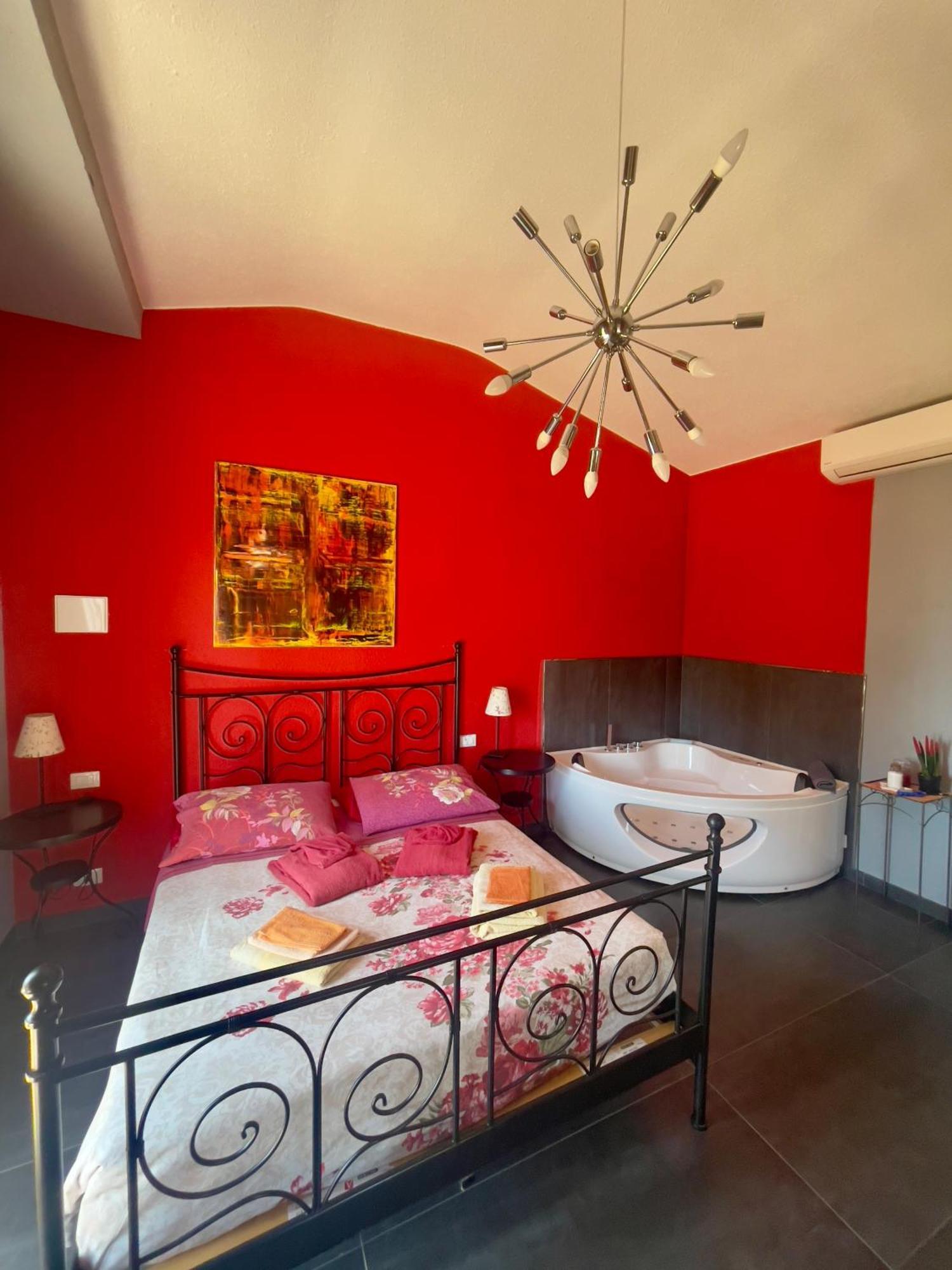 Villa Gaia - Luxury Villa, Pool & Wellness Rooms Bordighera Exterior foto