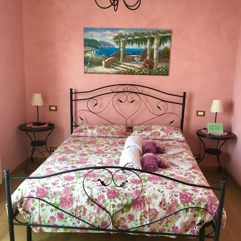 Villa Gaia - Luxury Villa, Pool & Wellness Rooms Bordighera Exterior foto